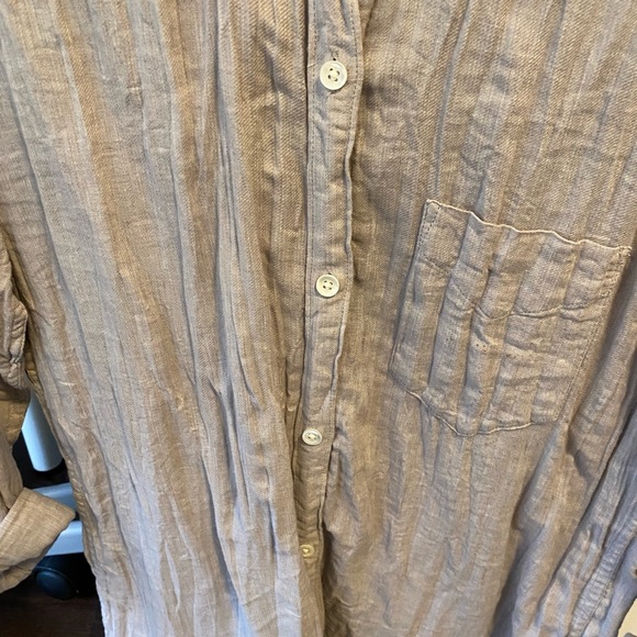 Aritzia - Community Button Down Blouse - Size Small - Picture 4 of 4